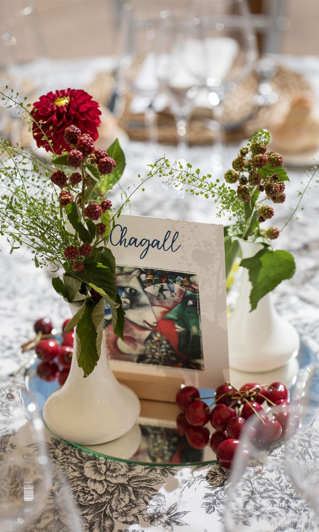 Decoración de boda en tonos rojos