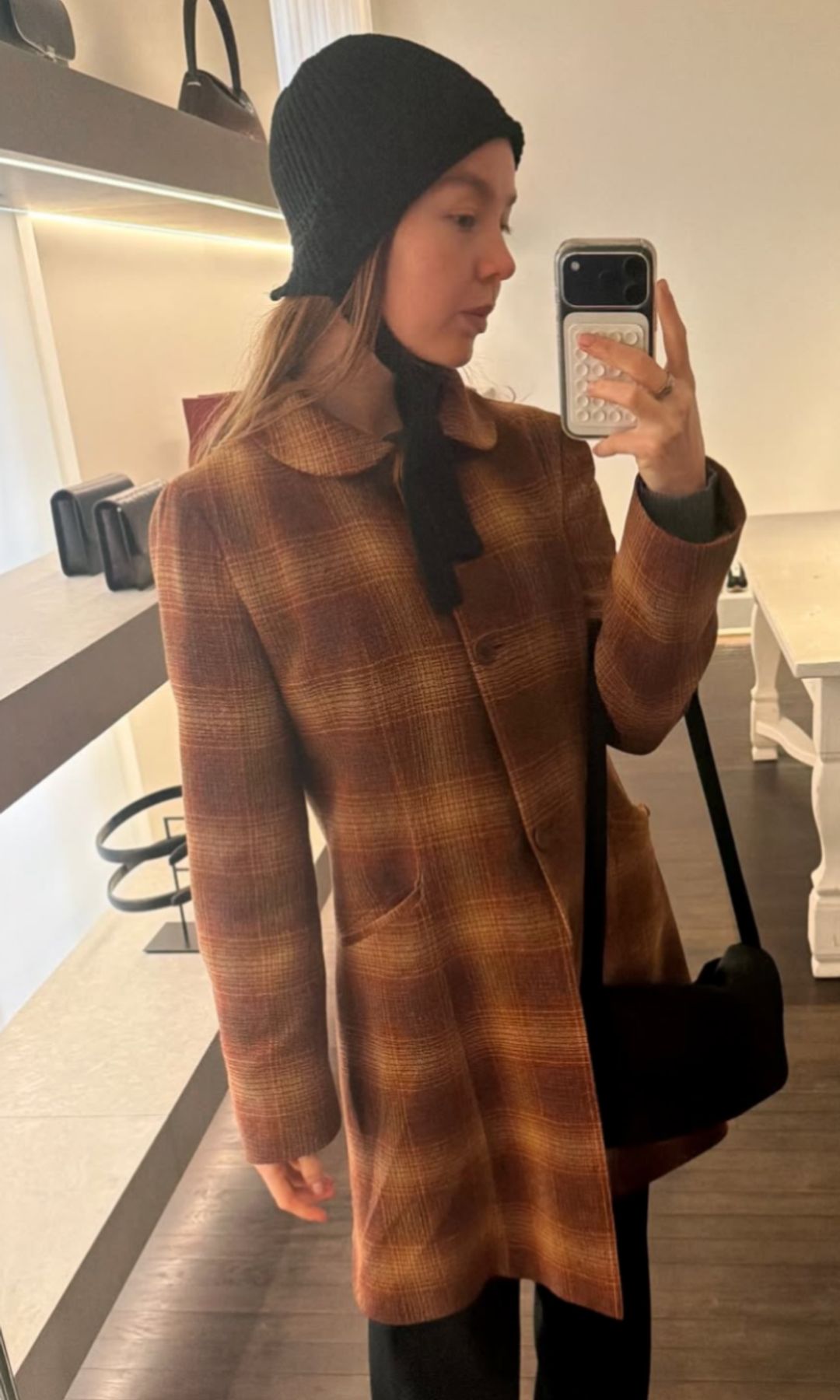 Alexandra de Hannover desafía las críticas con su accesorio fetiche: "A la gente le molesta verme sacar mis gorros"