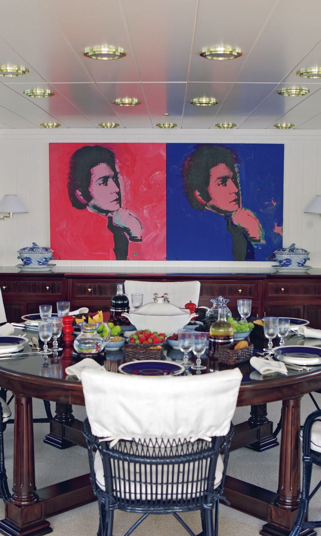 El comedor del yate de Valentino