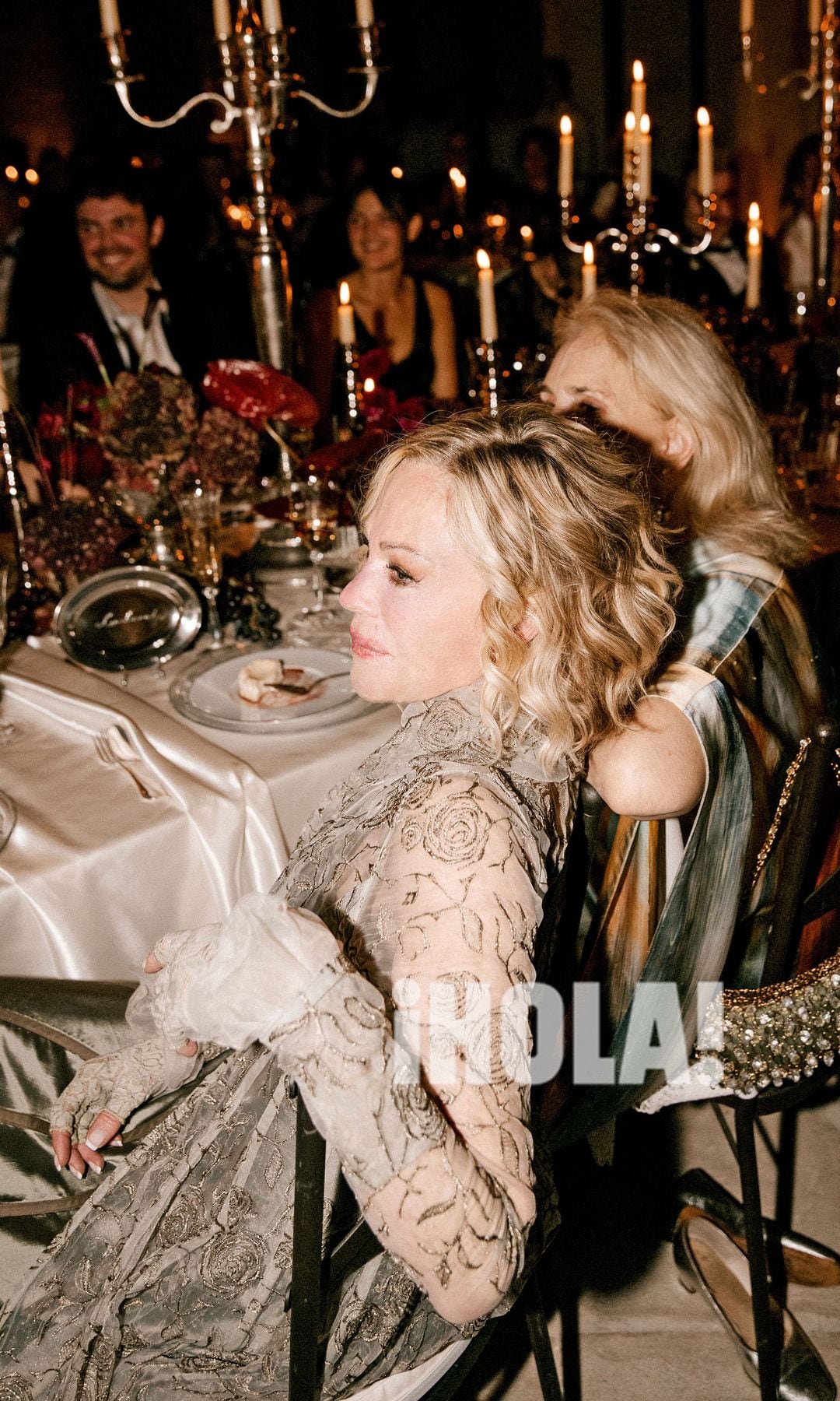 Melanie emocionada por las palabras del padre de su hija