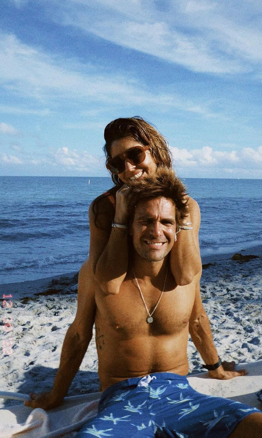 Los beneficios de aburrirte en verano con tu pareja