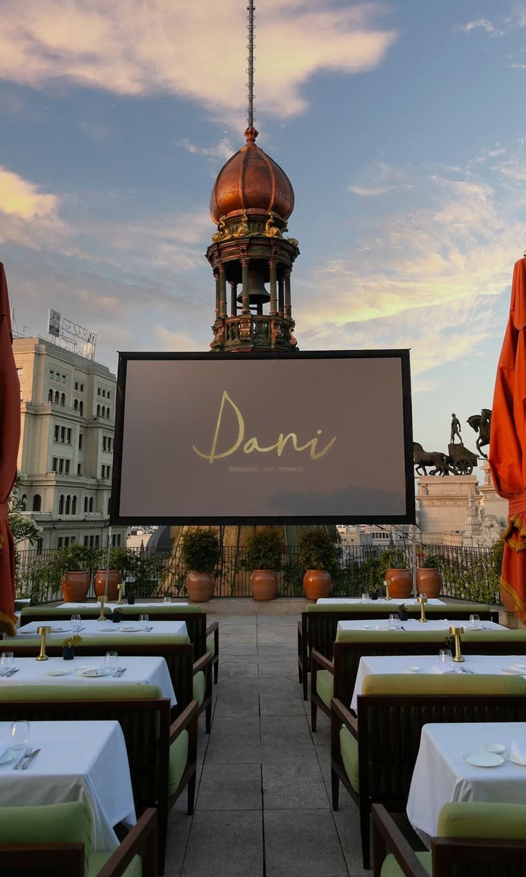 Cine de verano en la séptima planta del hotel Four Seasons de Madrid, en el restaurante Dani Brasserie