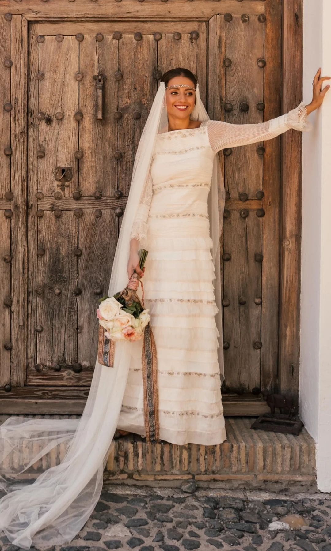 Novias con tocado pulsera