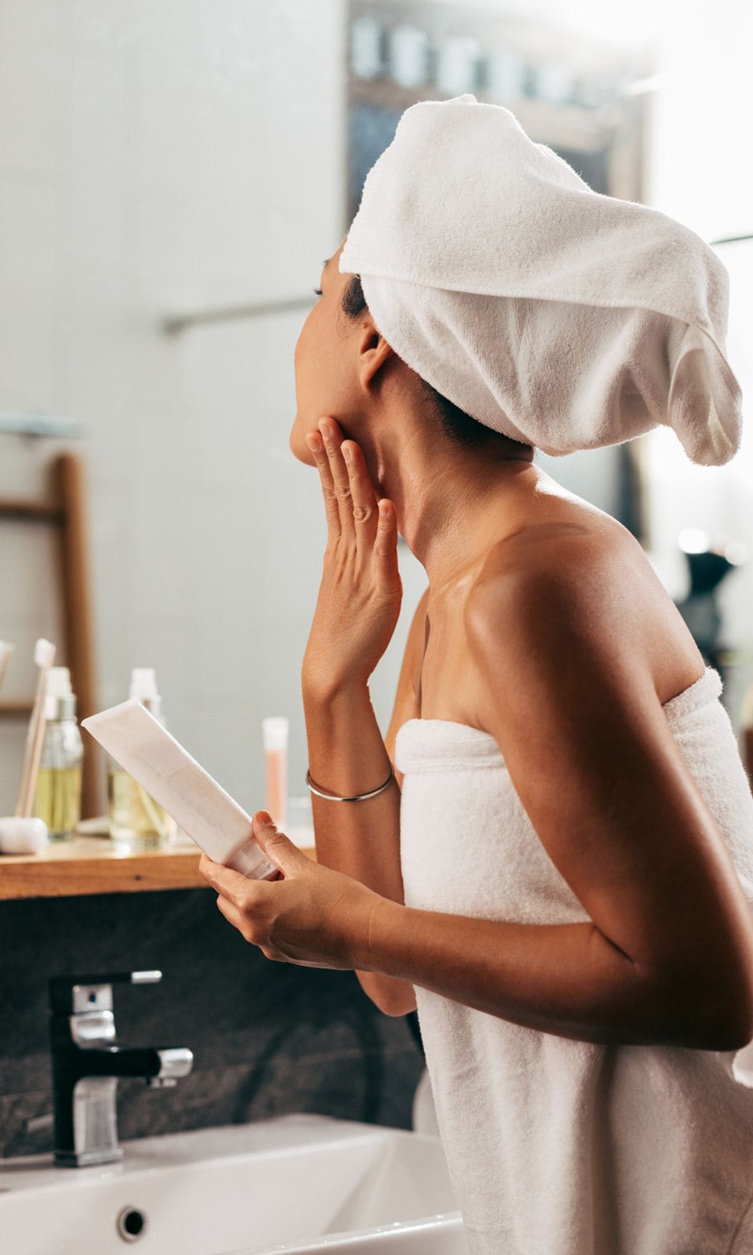 La exfoliación de la piel es esencial para presumir de una piel joven