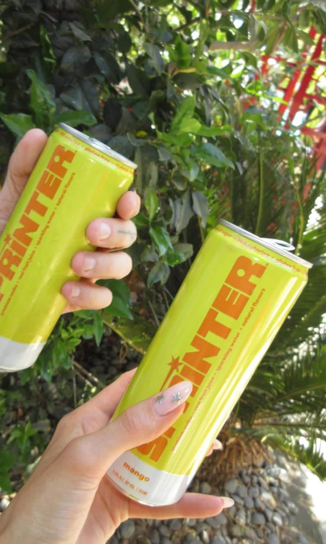 Kylie Jenner manicura de estrellas