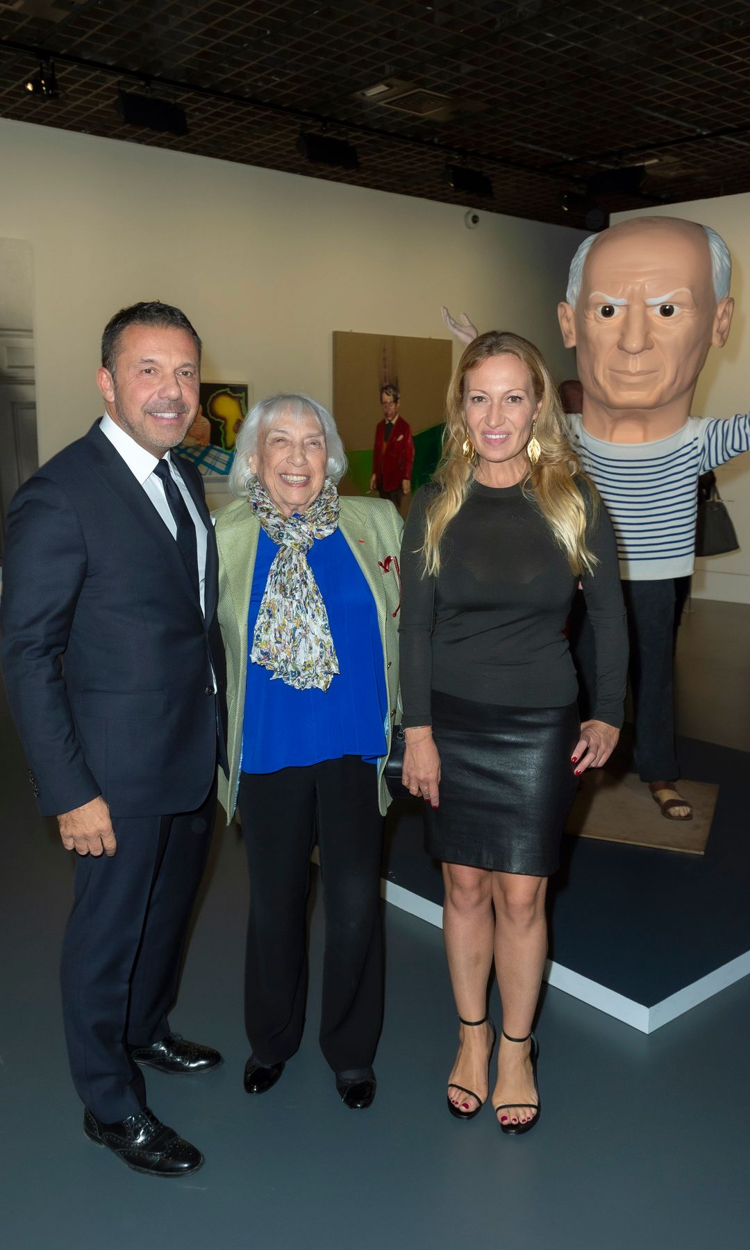 Olivier, con su madre y su hermana, Diana, en 2015.