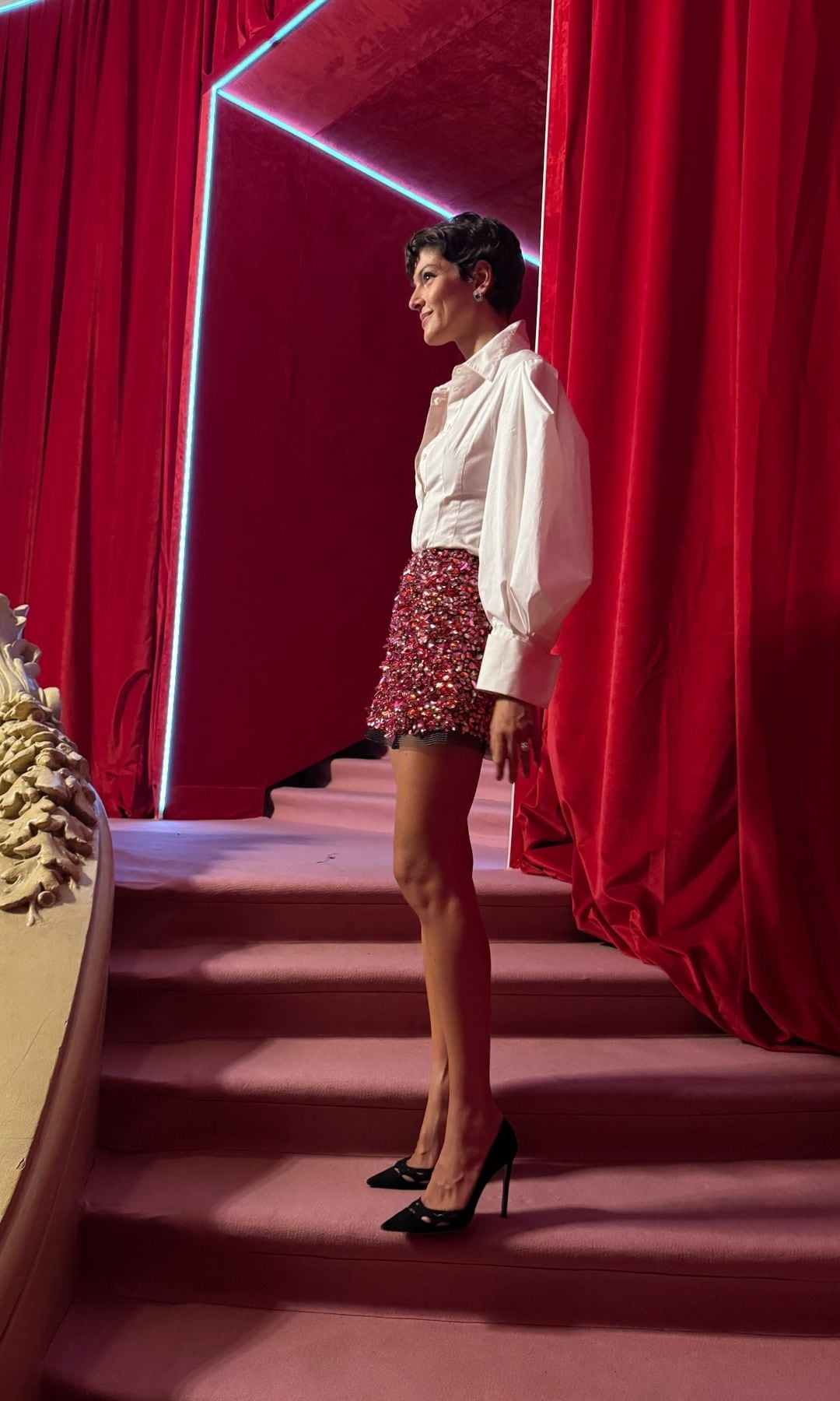 Marta Ortiz en el desfile de Carolina Herrera en la Plaza Mayor de Madrid