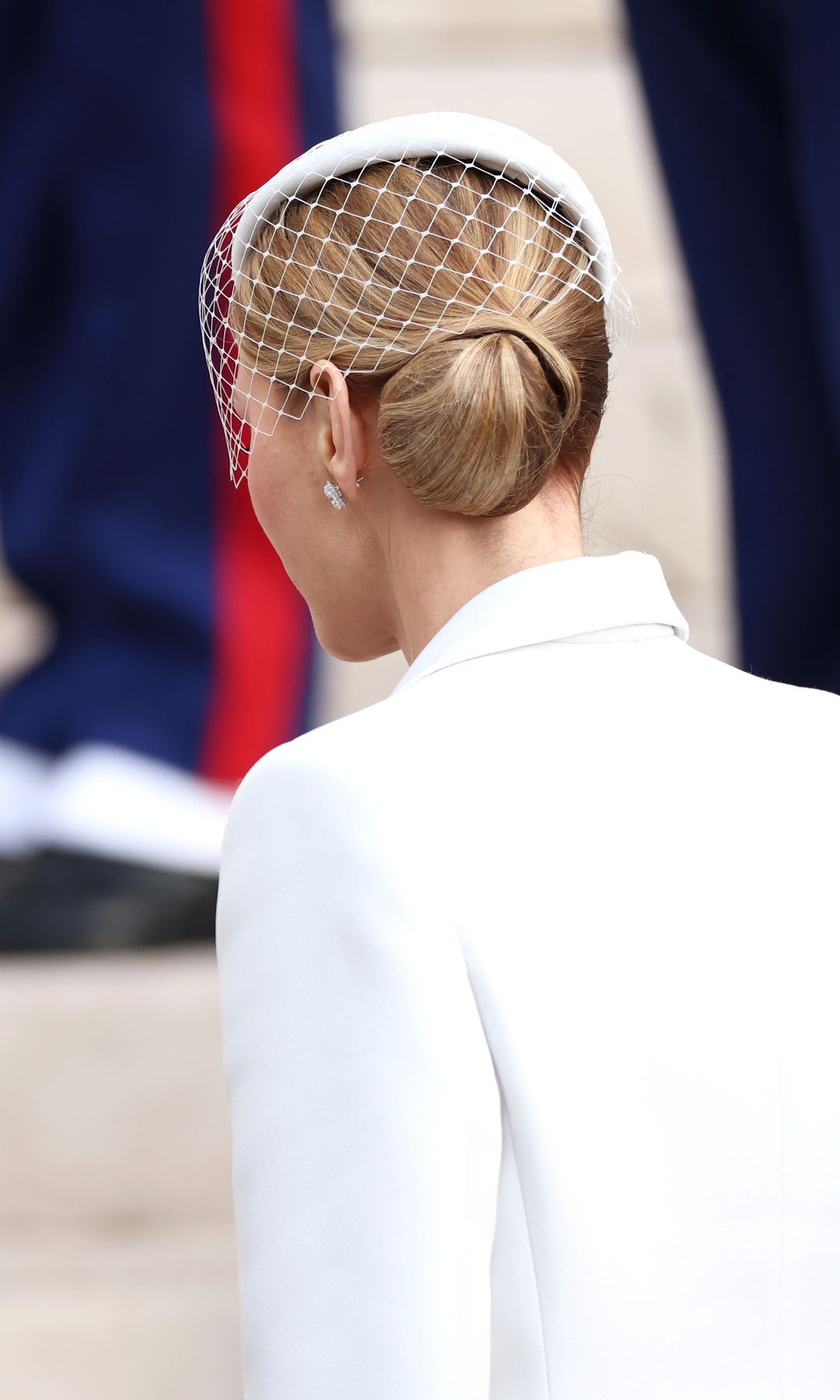 Detalle del recogido de la princesa Charlene en el Día Nacional de Mónaco 2025