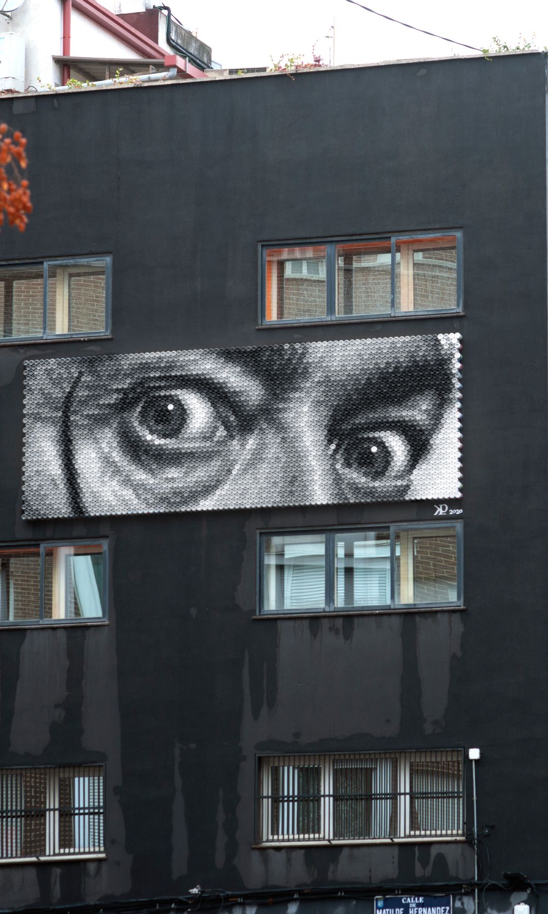 Mural de Pixelata en Carabanchel, Madrid