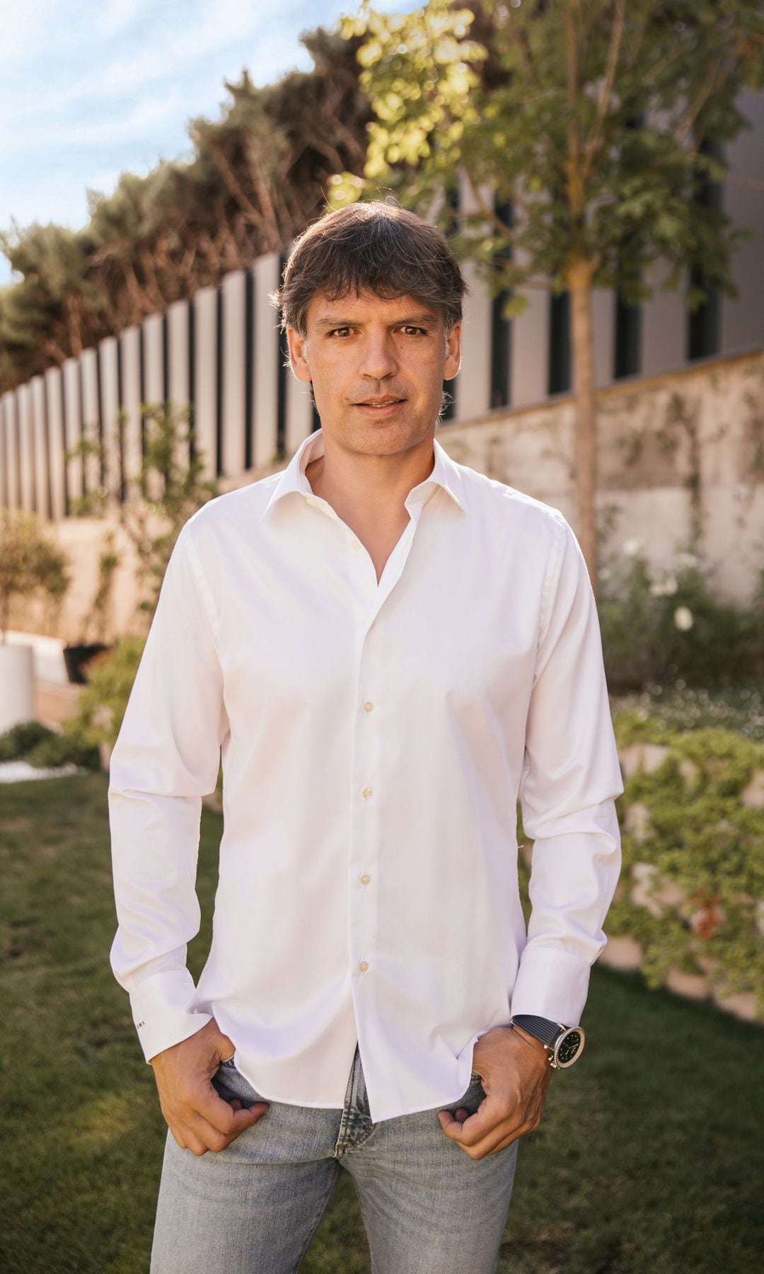 Fernando Morientes, cuyo nombre ha dejado huella en el mundo del fútbol. «Con apenas 15 años, el Albacete se fijó en mí y me fichó para las categorías inferiores. A partir de ese momento, comenzó mi historia», recuerda el futbolista