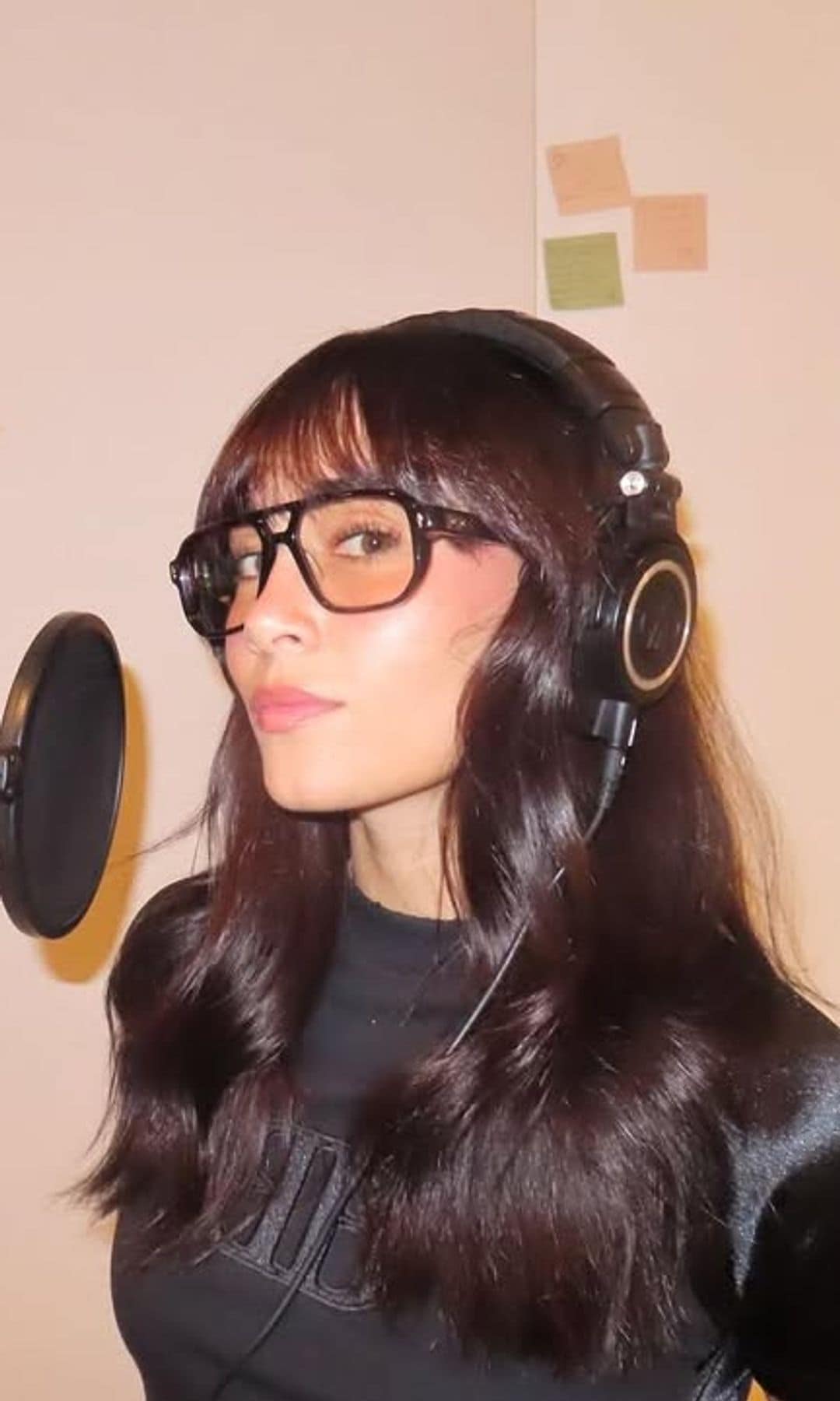 Aitana con melena midi