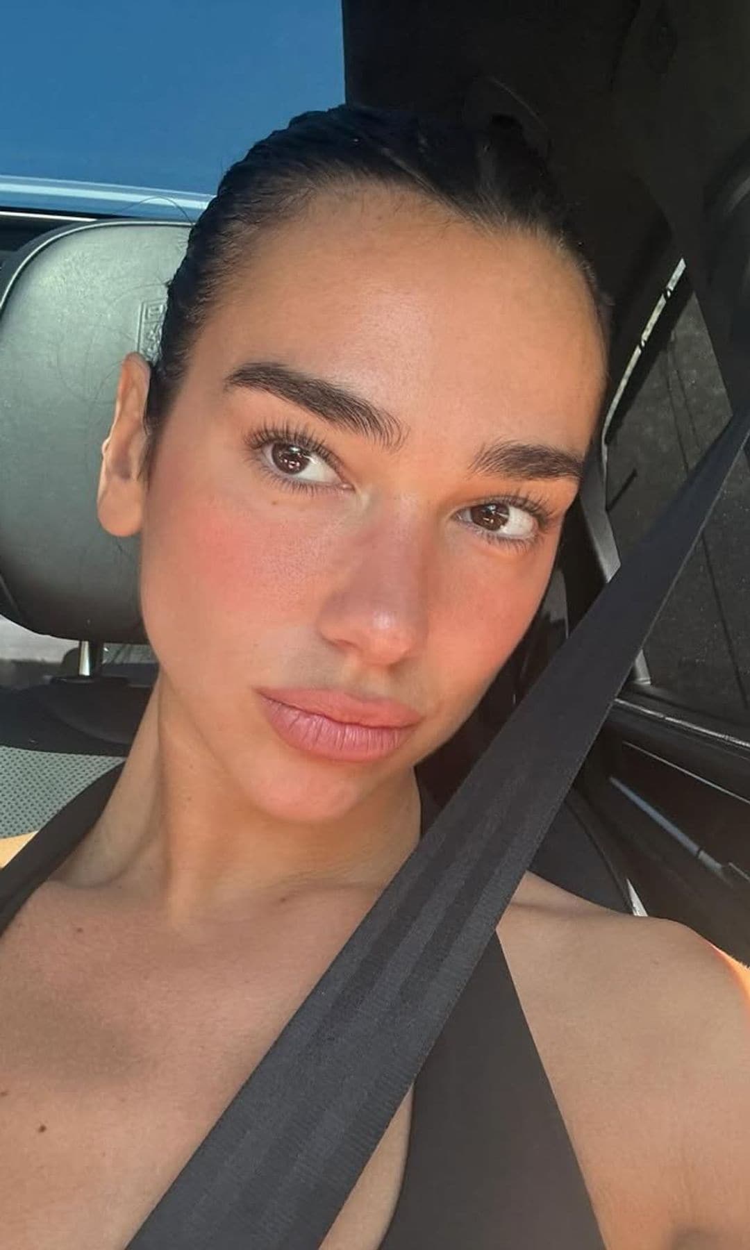 La manicura de tendencia de Dua Lipa