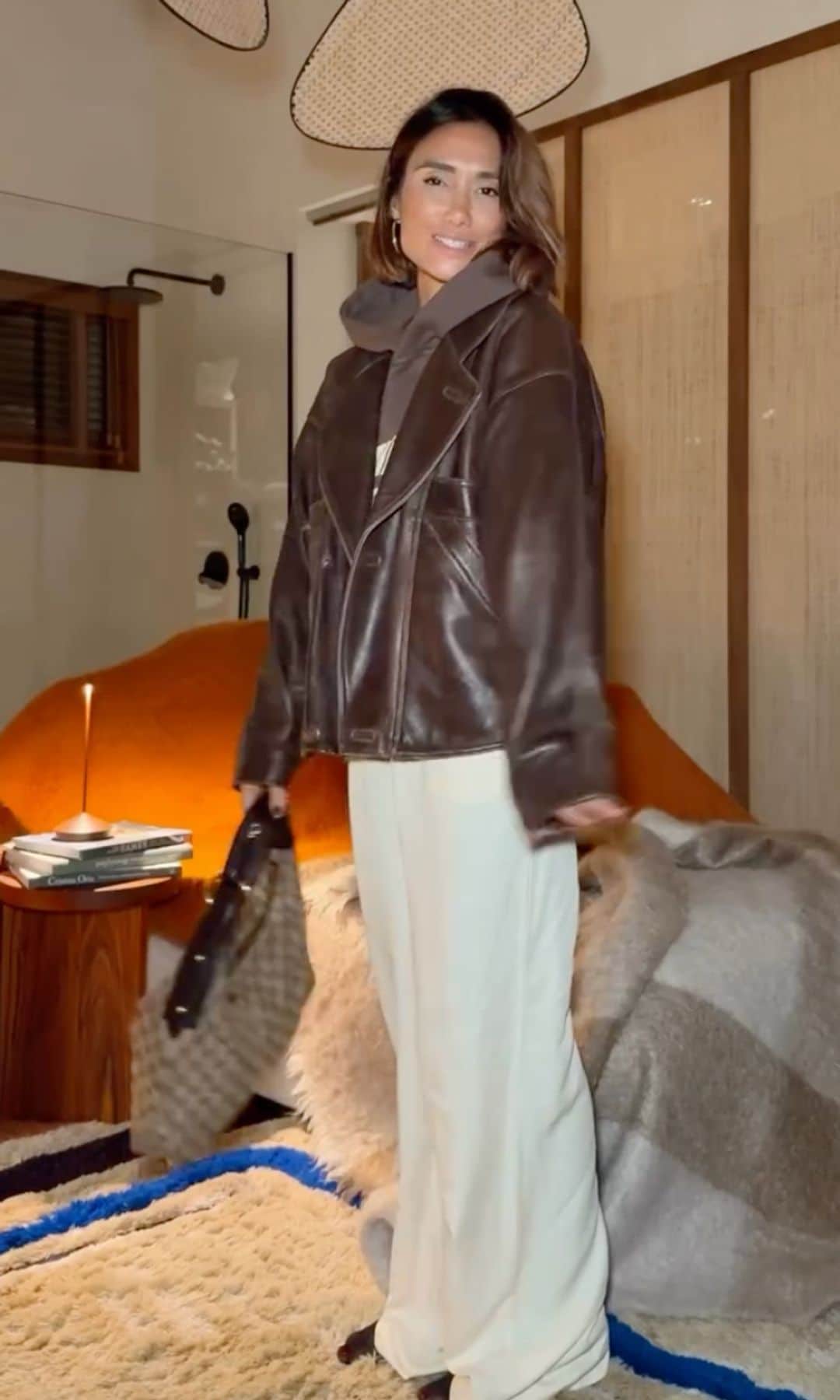 ¡HOLA! FASHION El abrigo que triunfa entre las chicas de Bilbao/Santander/San Sebastián