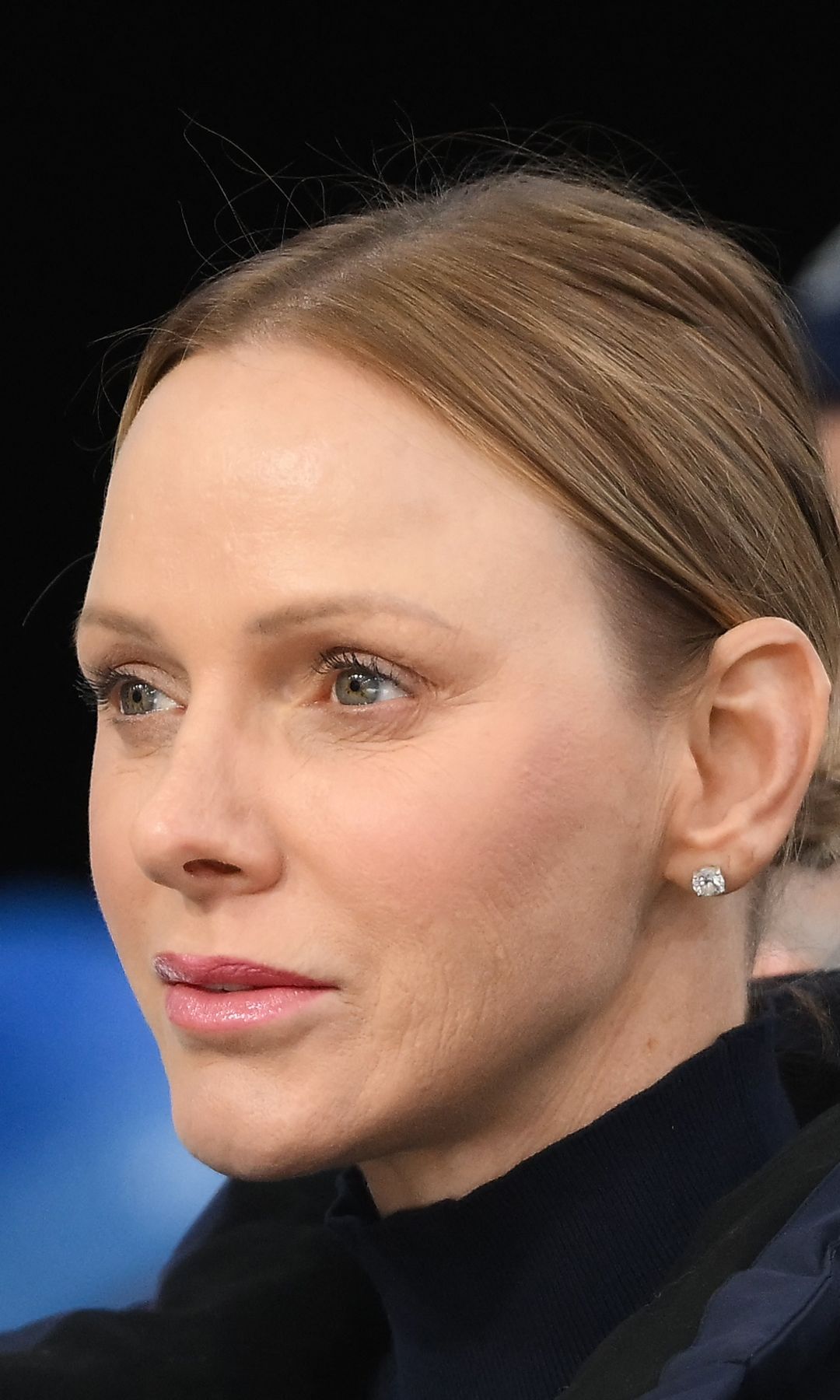 La princesa Charlene de Mónaco asiste a la prueba de equipo mixto de skeleton en el Cortina Sliding Centre durante los Milano Cortina 2026 Winter Olympic Games en Cortina d'Ampezzo el 15 de febrero de 2026.