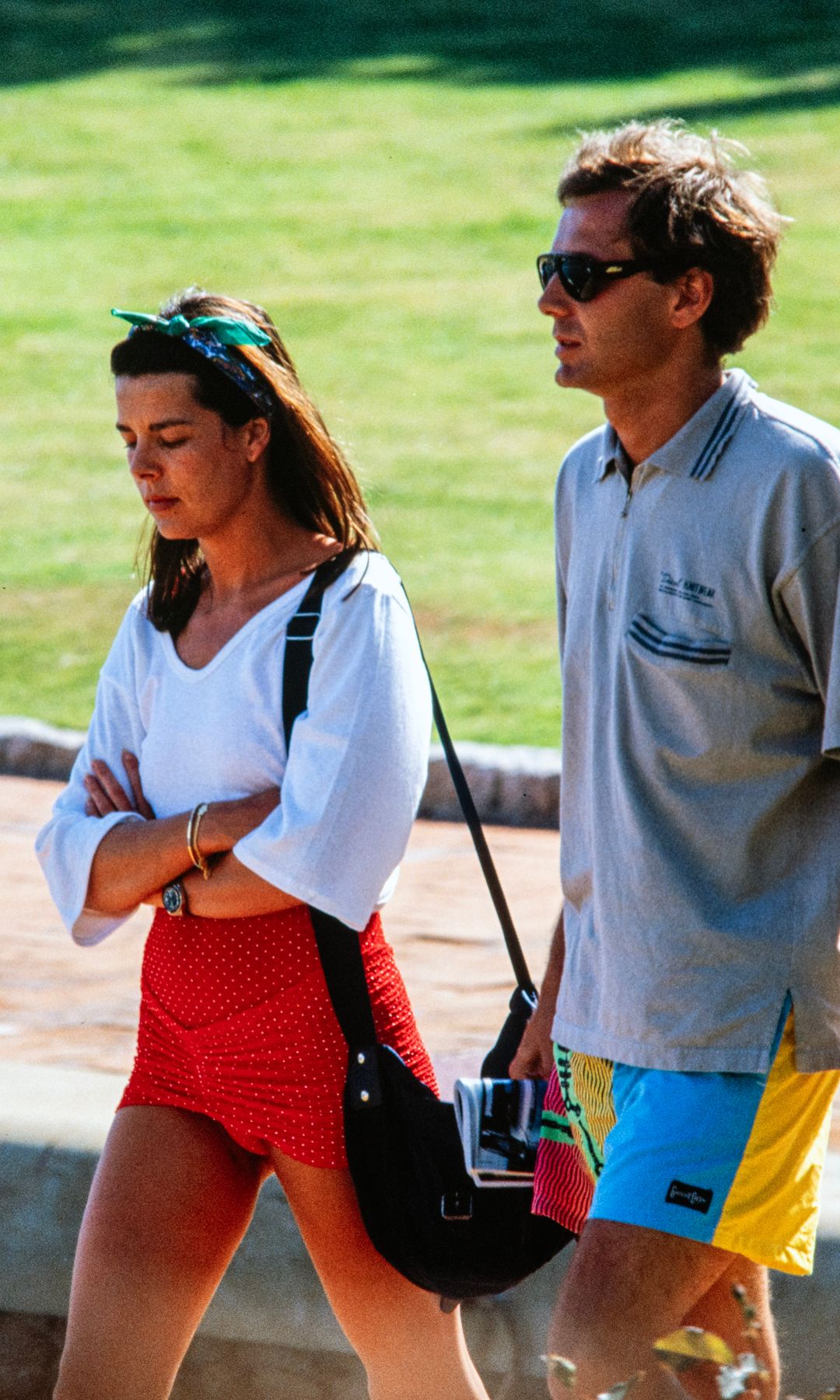 La princesa Carolina de Mónaco y Stefano Casiraghi en Cerderña, en 1985