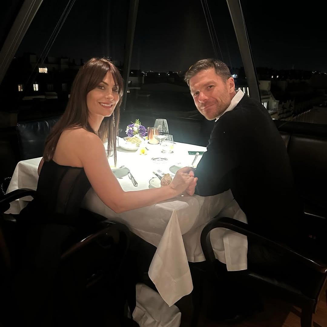 El romántico gesto de Xabi Alonso a su mujer en su primer partido con el Real Madrid