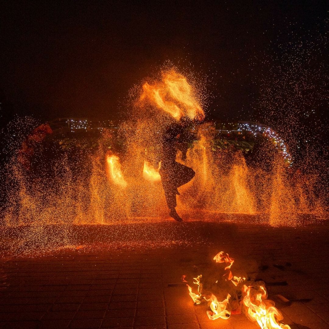 Celebra la magia de la Noche de San Juan con este ritual transformador