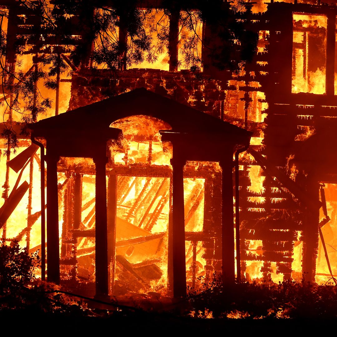 Ben Affleck, Guillermo del Toro o Mark Hamill, evacuados de sus casas por el fuego