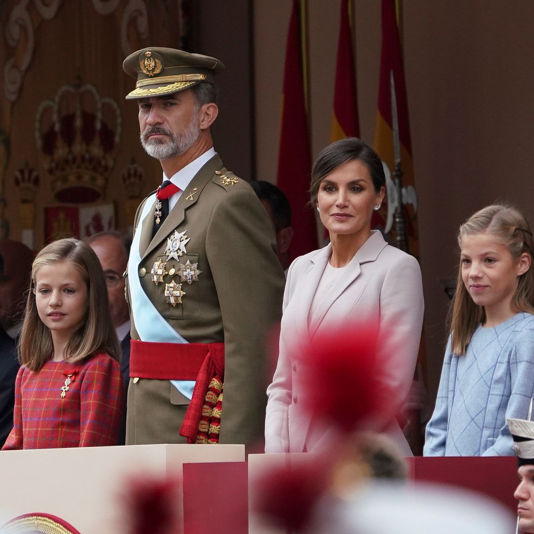 Leonor y Sofía, así han cambiado desde su primer 12 de octubre, una gran prueba de madurez en la formación de la Princesa