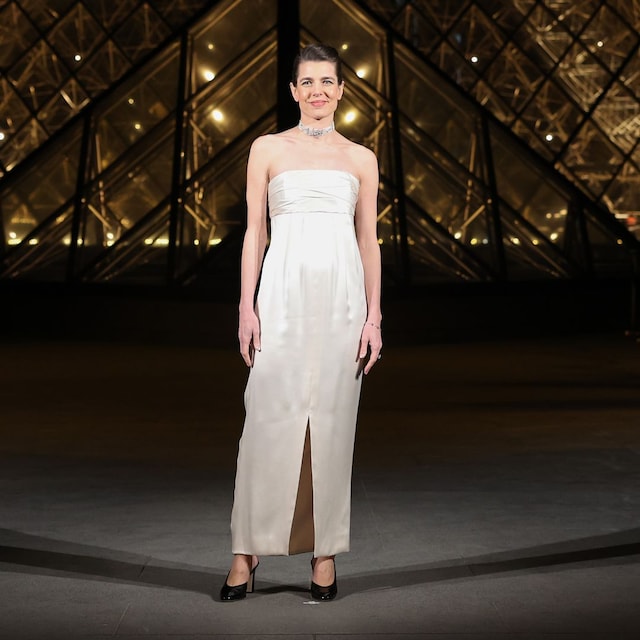 Carlota Casiraghi en Le Grand Diner du Louvre