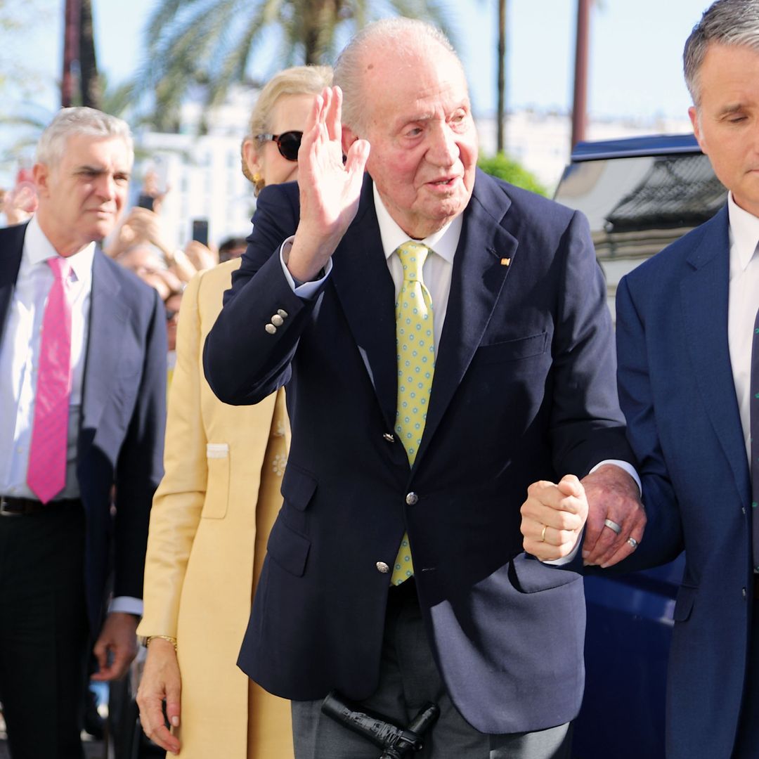 Su llegada a la Maestranza, junto a doña Elena