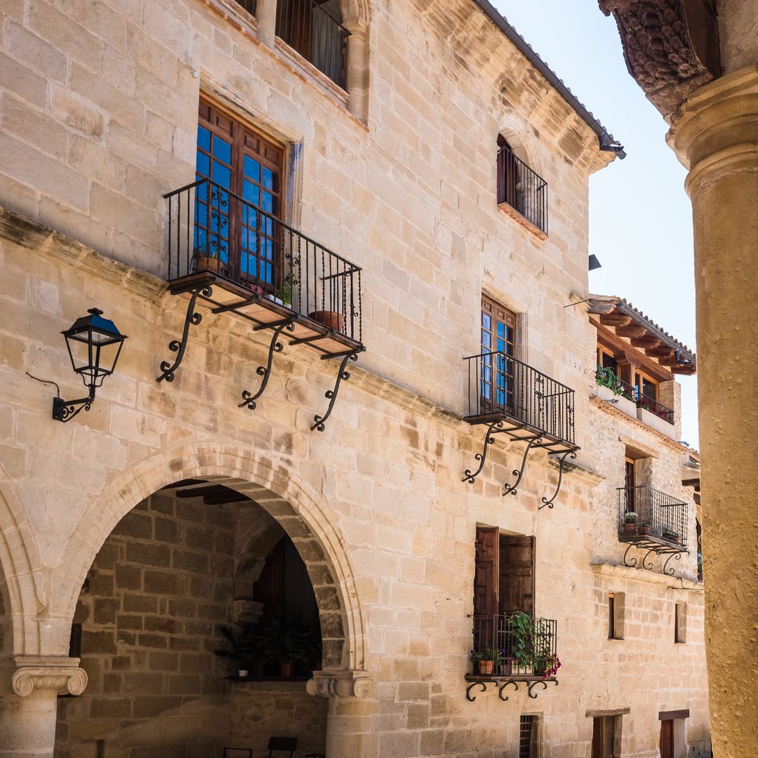 Entre callejuelas y encanto: La Fresneda ya brilla entre los pueblos más hermosos de España