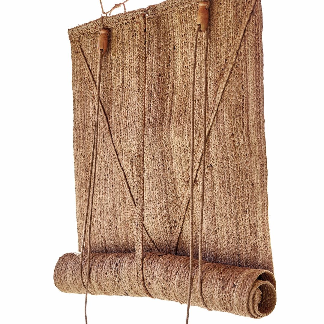 Persiana enrollable Georgia de yute natural, de Loberon (94,95 €).