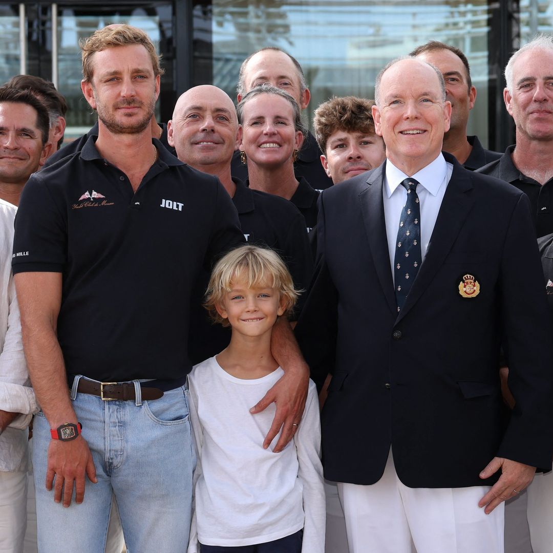 La foto más tierna de Pierre Casiraghi y su hijo de 8 años unidos por la afición del legado familiar