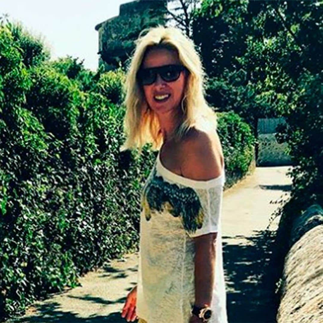 Surf y corazones en la arena: las vacaciones familiares de Anne Igartiburu en su tierra