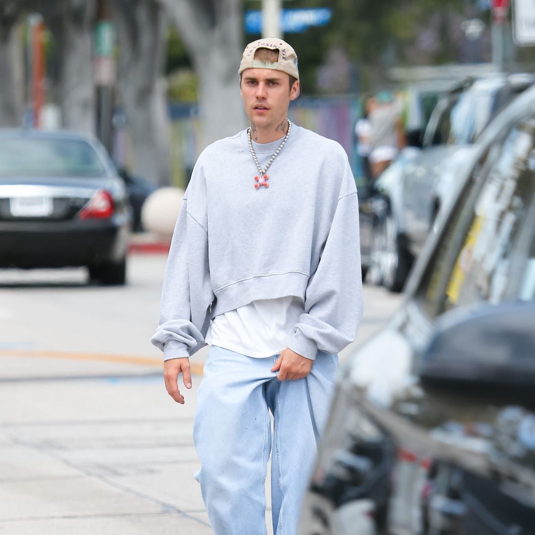 Justin Bieber está harto de las relaciones transaccionales: cómo saber si estás en una y qué hacer, según nuestra experta