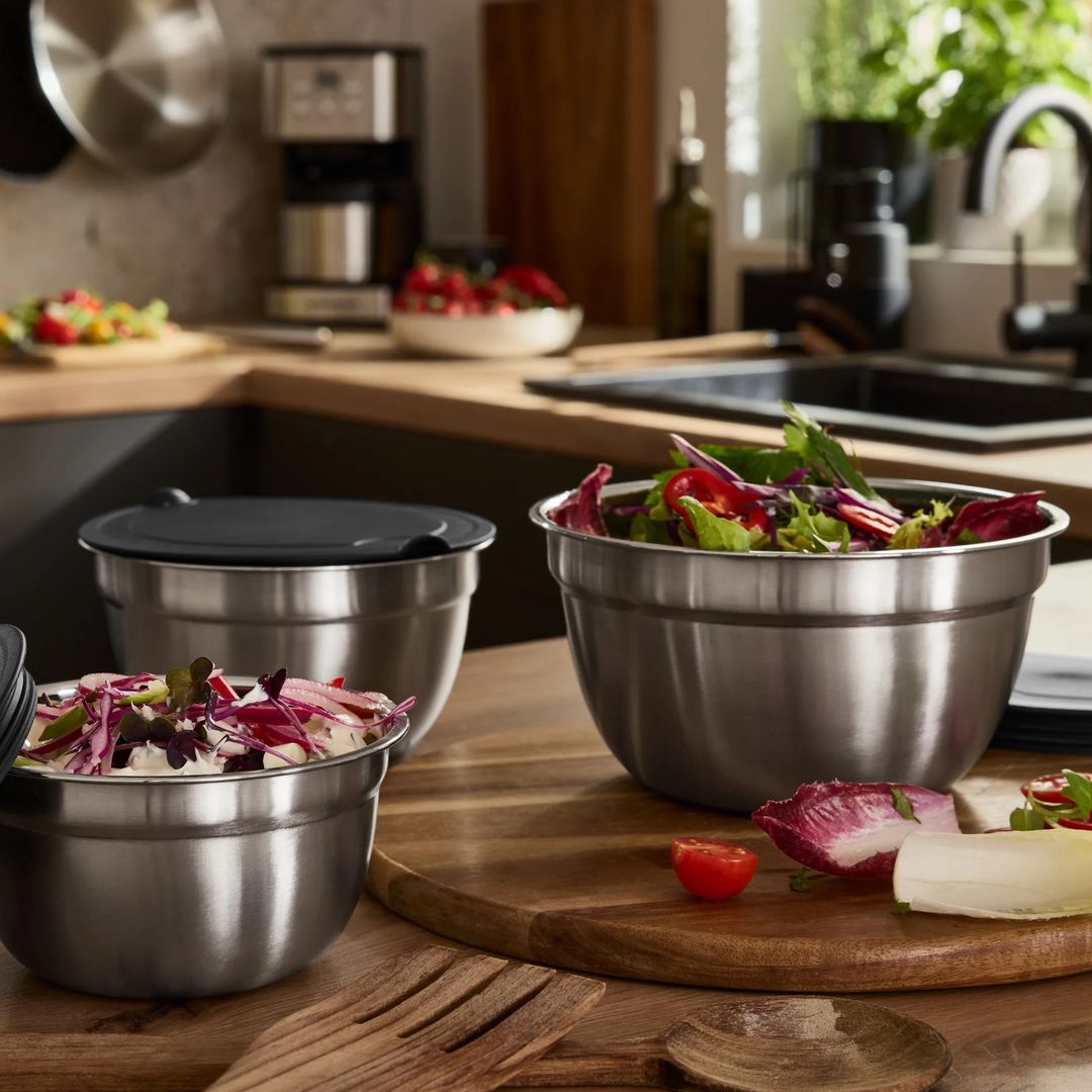 Por menos de 5€, te vas a convertir en fan absoluta de estos recipientes para tu cocina que mantienen la lechuga fresca demasiado tiempo