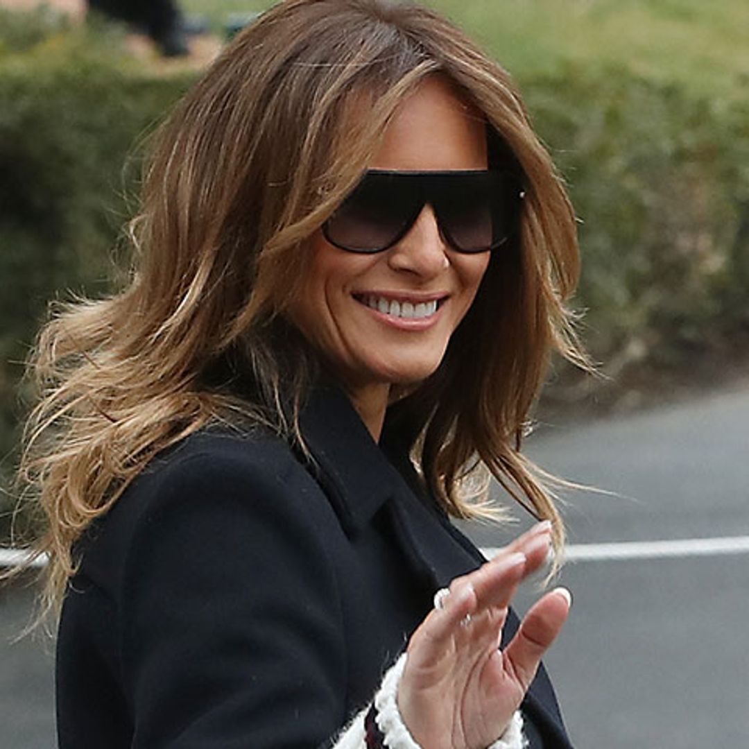 La imagen más insólita de Melania Trump con unas zapatillas 'best seller'