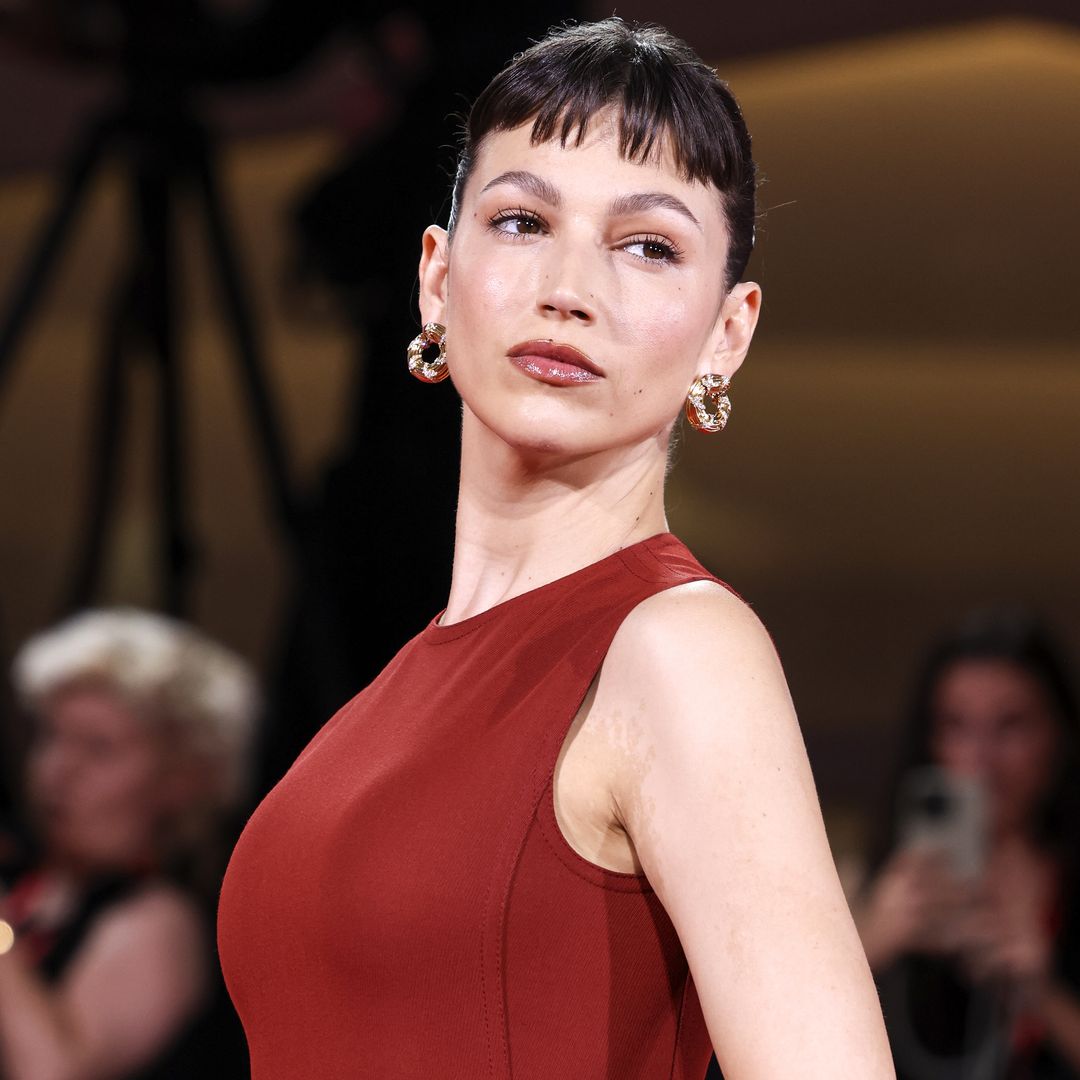 Analizamos el estilo de Úrsula Corberó, una española que triunfa en Hollywood: "Hace de cada estilismo un papel más que interpretar"