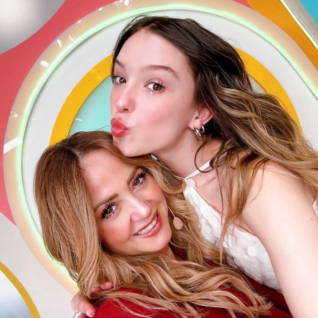 Andrea Legarreta se llena de orgullo con la visita de Mía a 'Hoy'