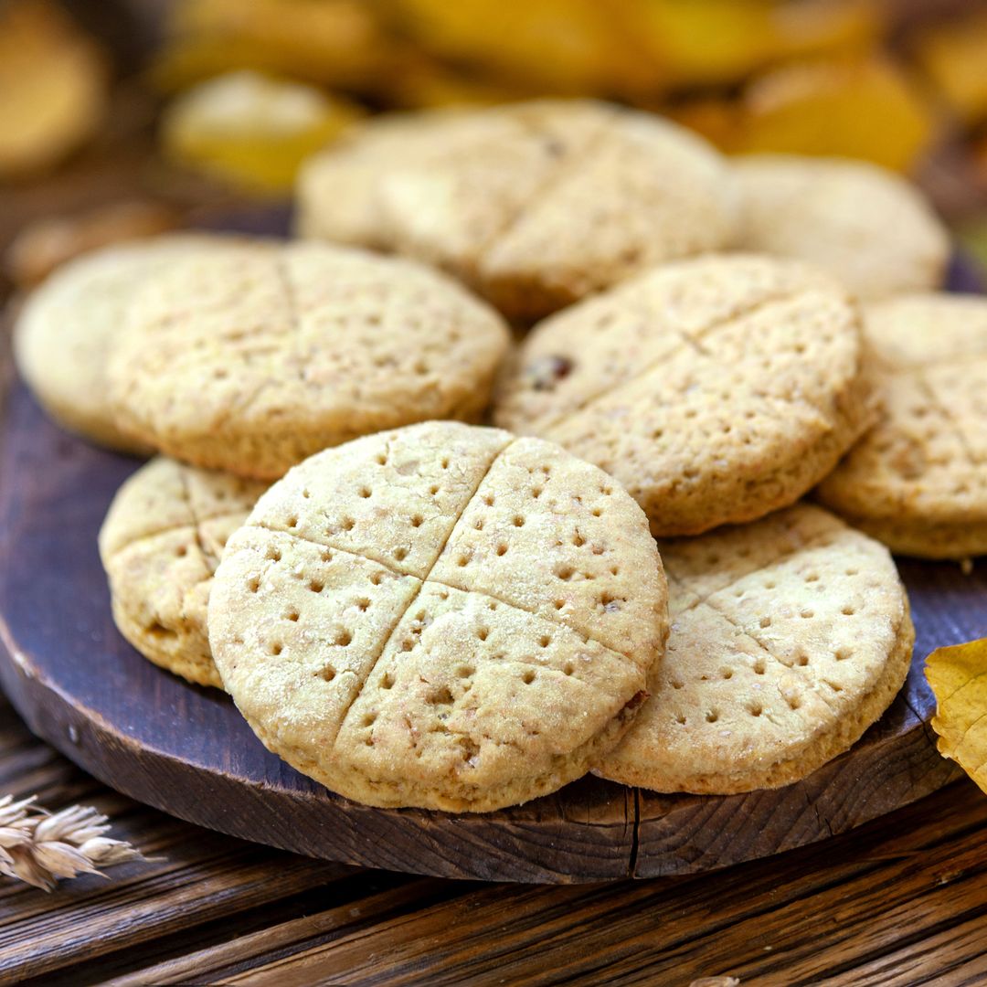 Las galletas que adoran los británicos en el Día de Todos los Santos: aromáticas, especiadas y muy fáciles de hacer