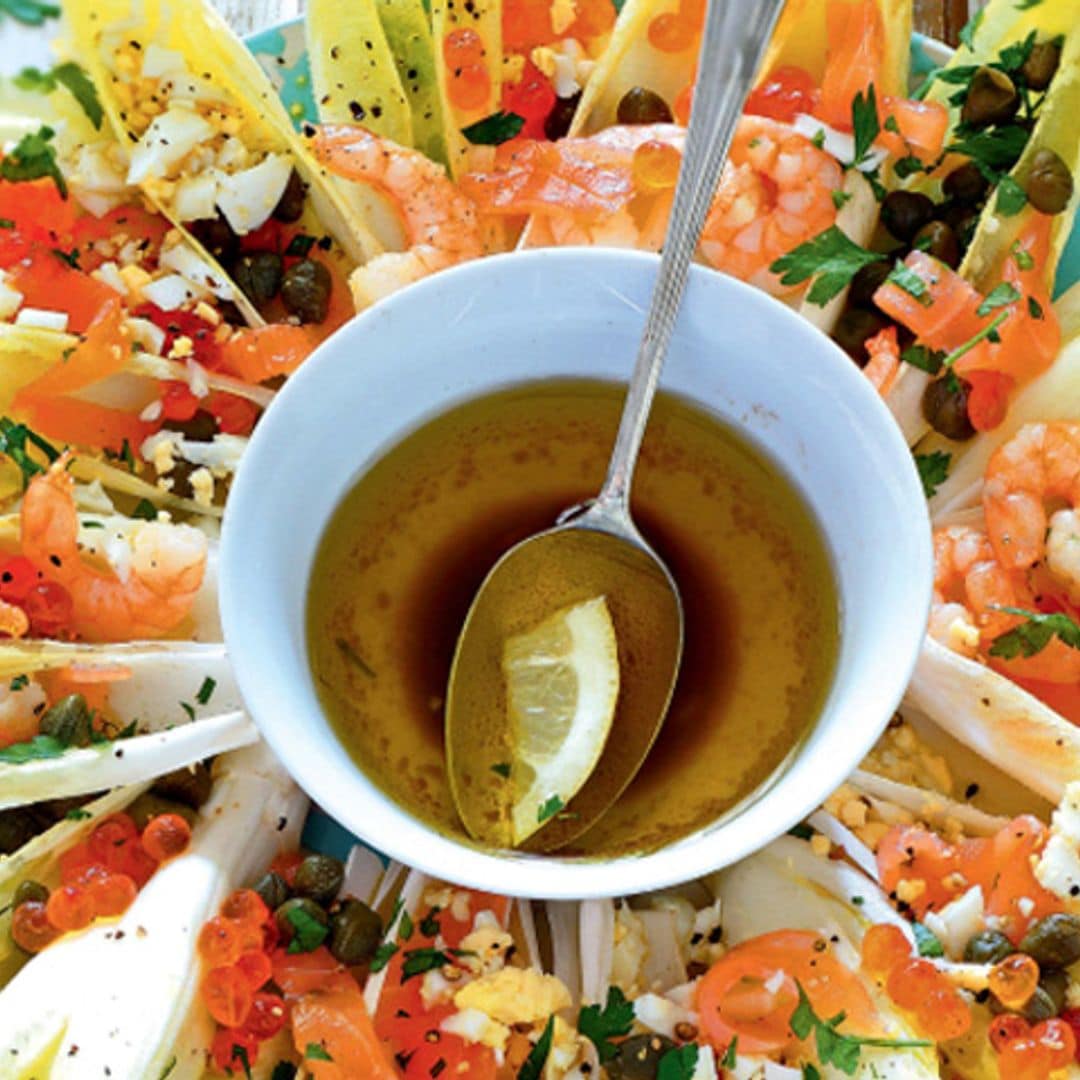 Delicias de endibia con salmón ahumado