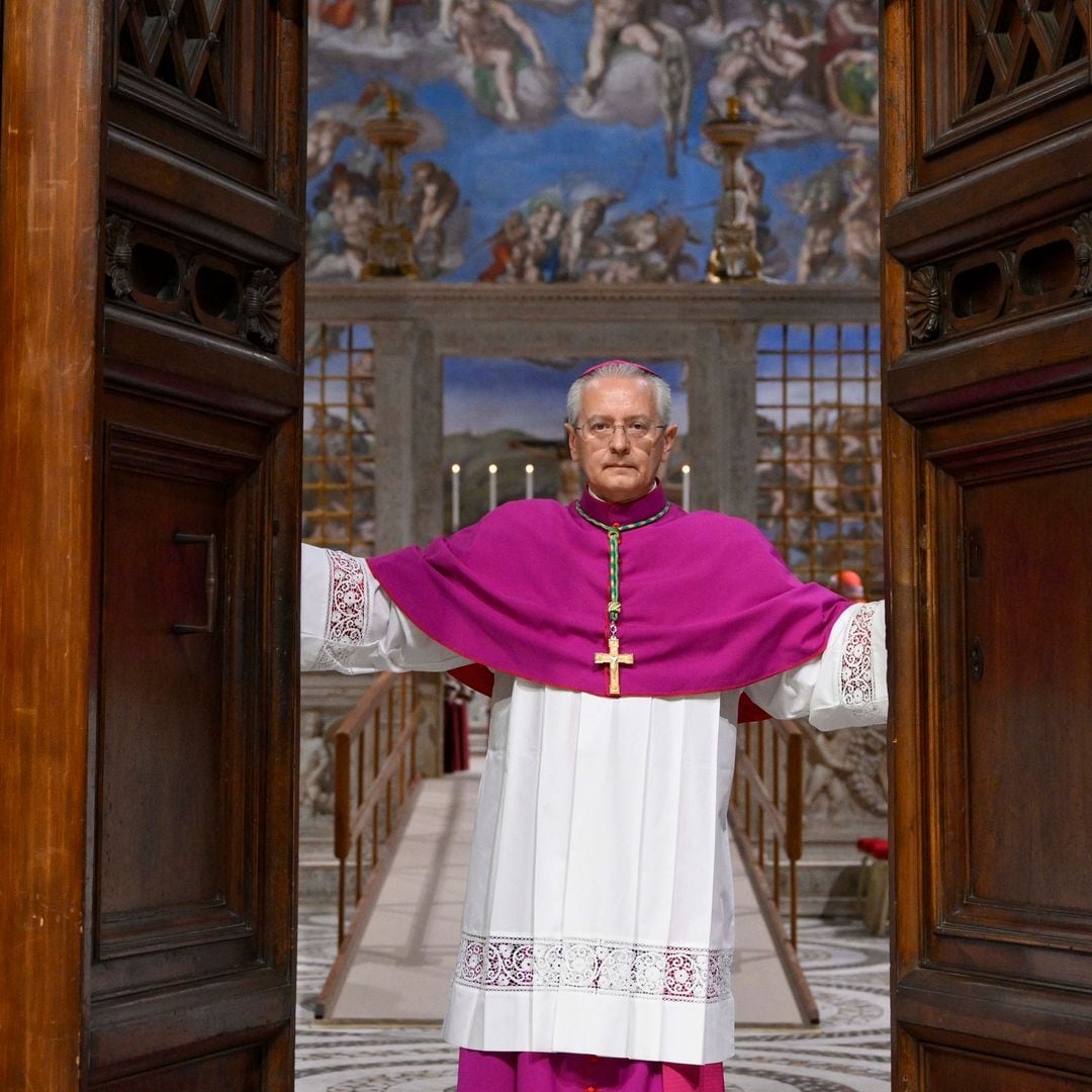 En vídeo, así es el 'extra omnes': el curioso ritual que marca el inicio del cónclave