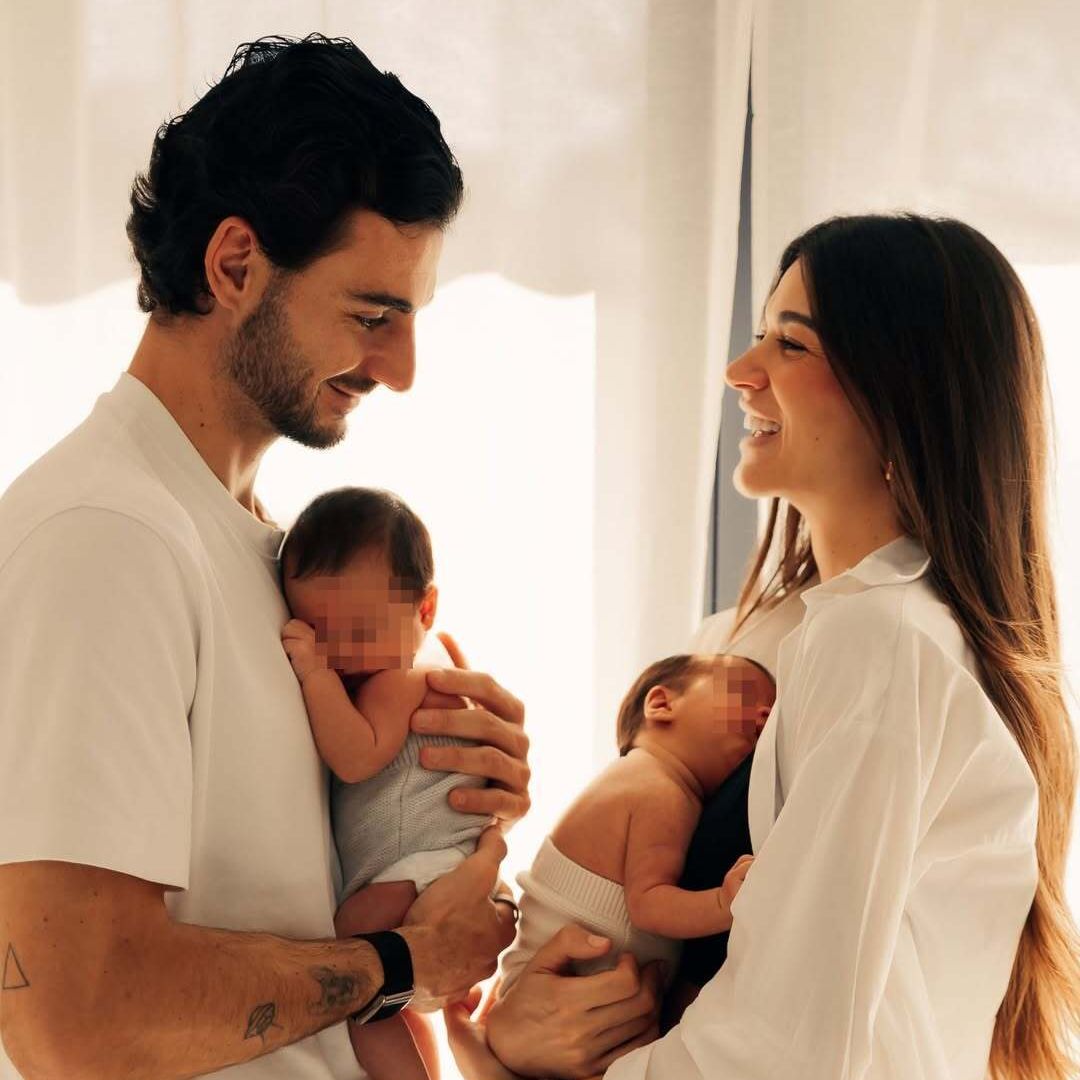 Estela Grande derrite las redes con estas imágenes inéditas de sus bebés: "Sois la familia que siempre soñé"