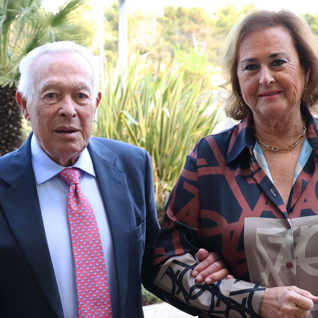 Curro Romero vuelve a ser ingresado de urgencia tras sufrir una recaída