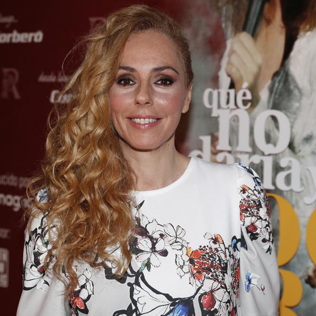 Rocío Carrasco reaparece y pone fin a su silencio en el estreno del musical en honor a su madre