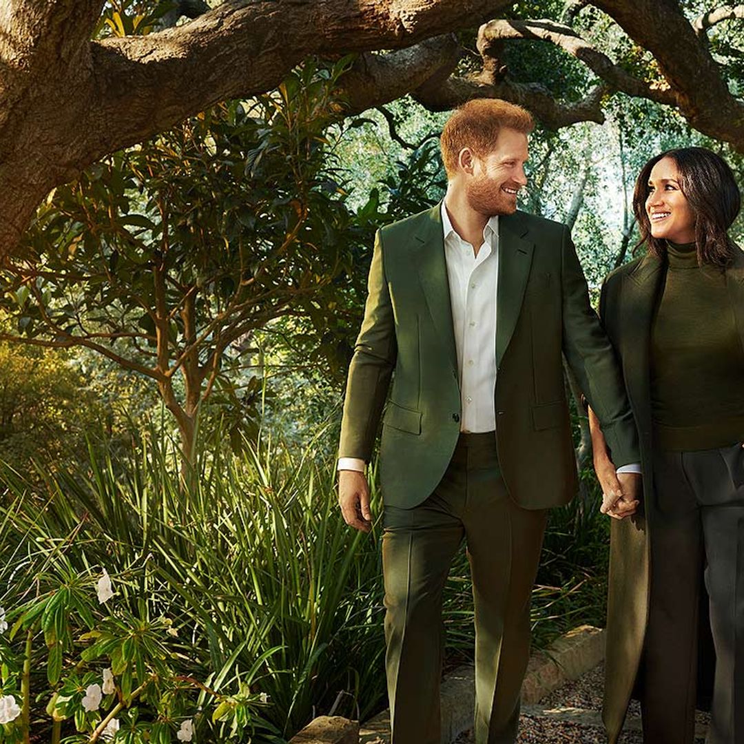 Todas las fotos de Meghan y Harry como estrellas de Hollywood en su primera portada posando