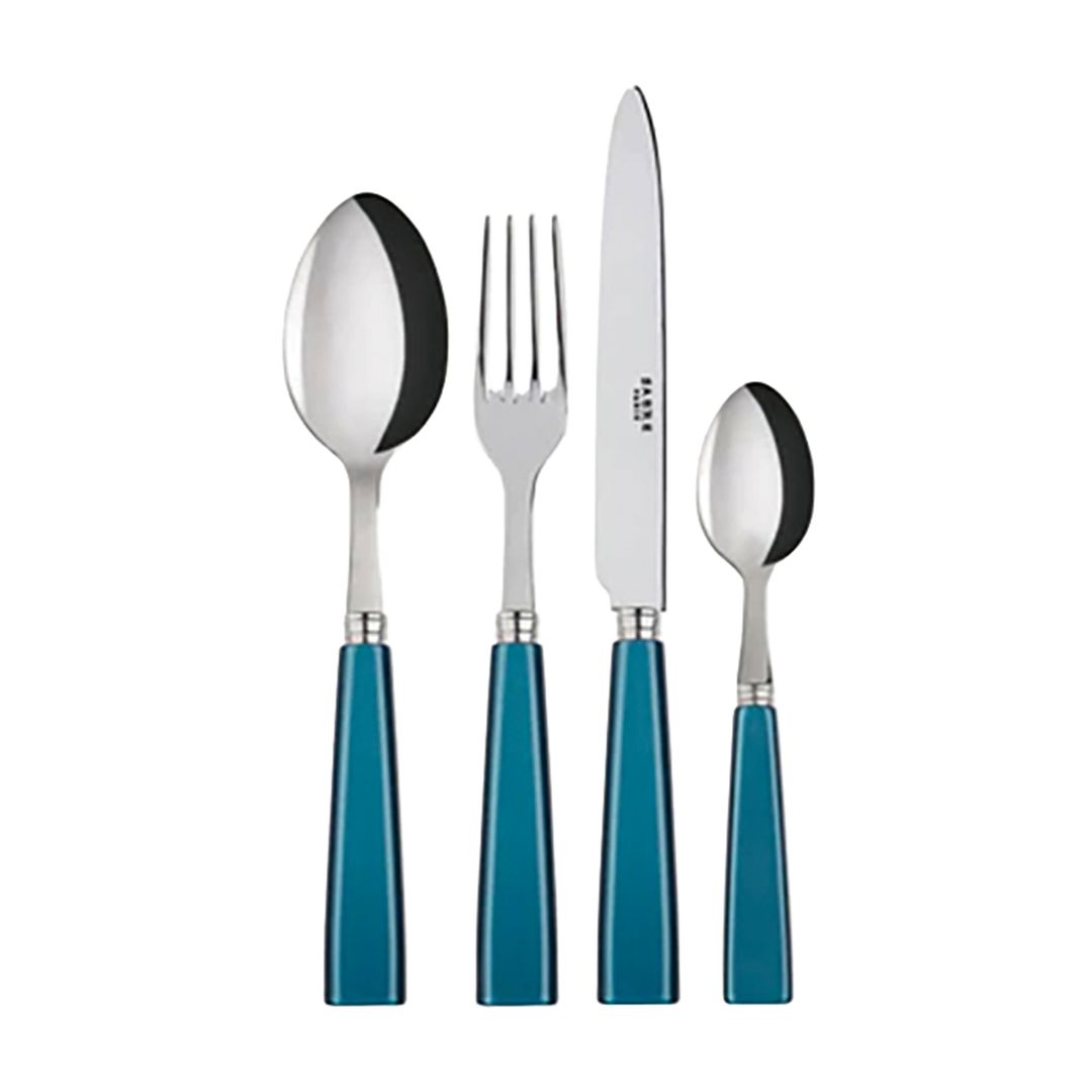 Set de cubiertos 4 piezas, de Sabre París (70,50 €)