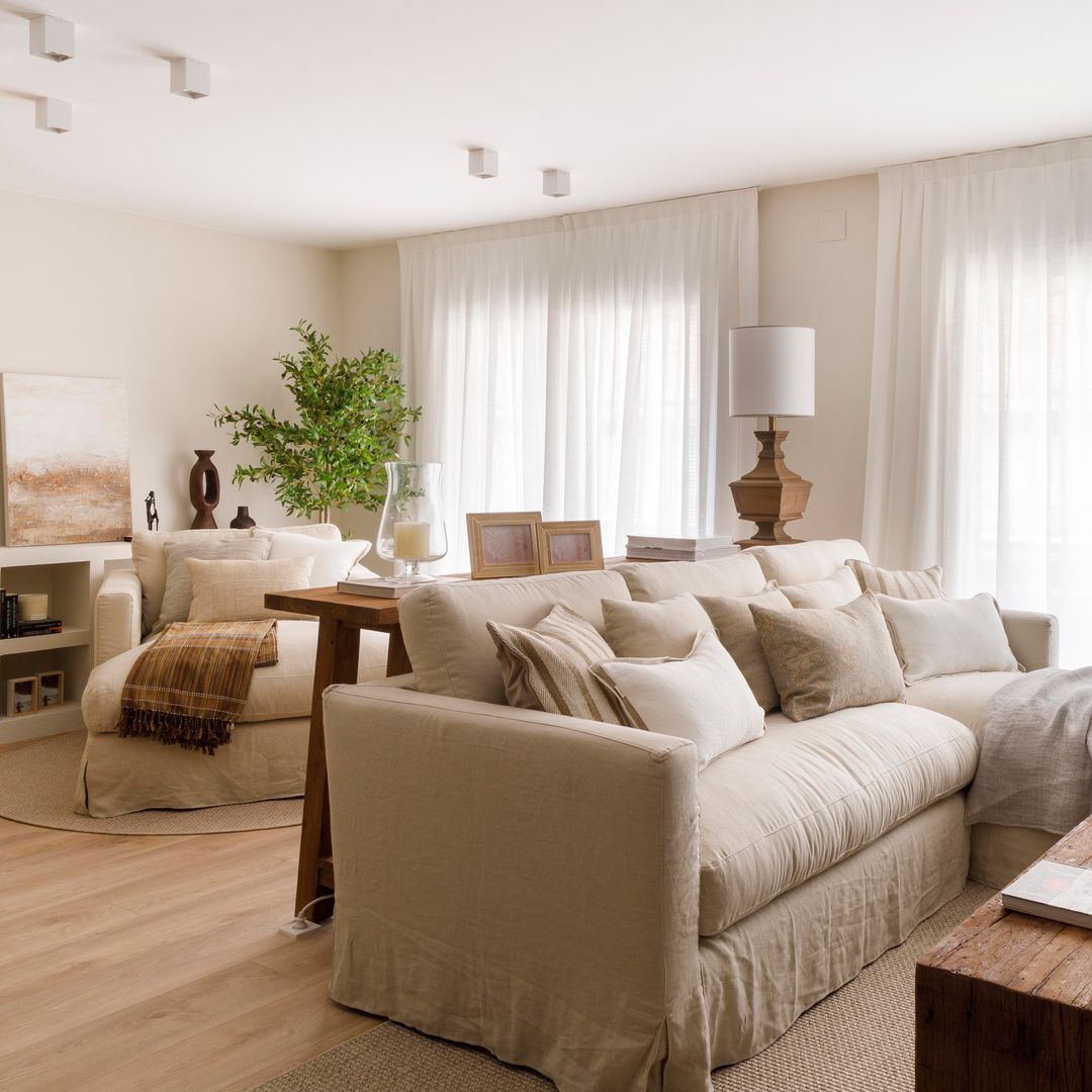 Este coqueto dúplex en Barcelona es el refugio perfecto para perderse y desconectar