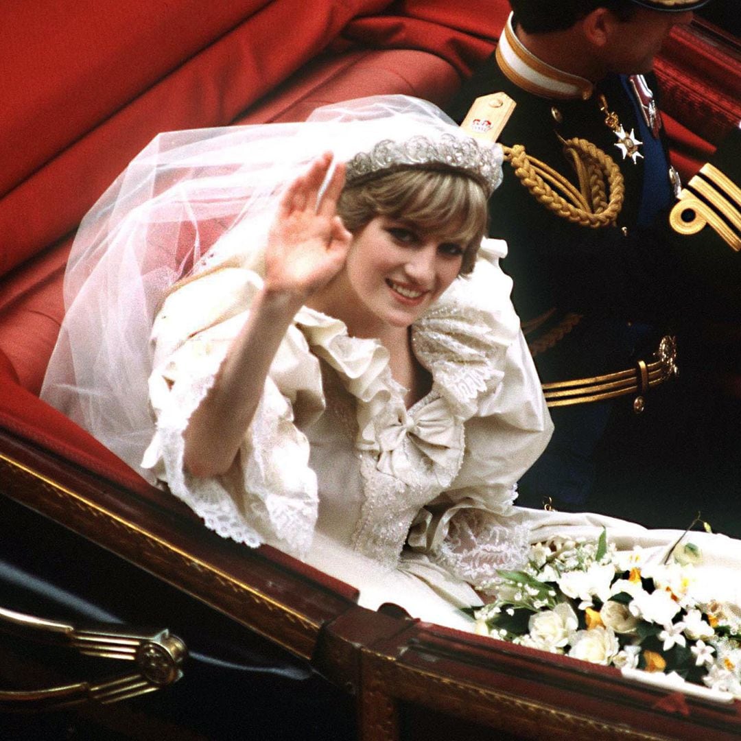 Un vistazo a la tiara de la princesa Diana en su boda