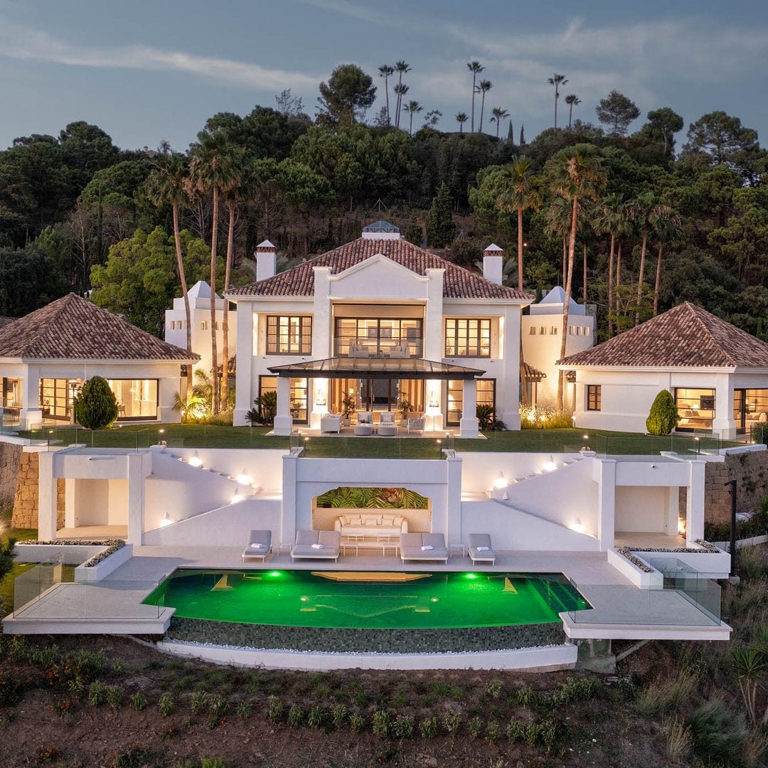 Lujosísima villa situada en Marbella, la nueva meca de ultralujo del mundo, de Marbella Mountain Resorts