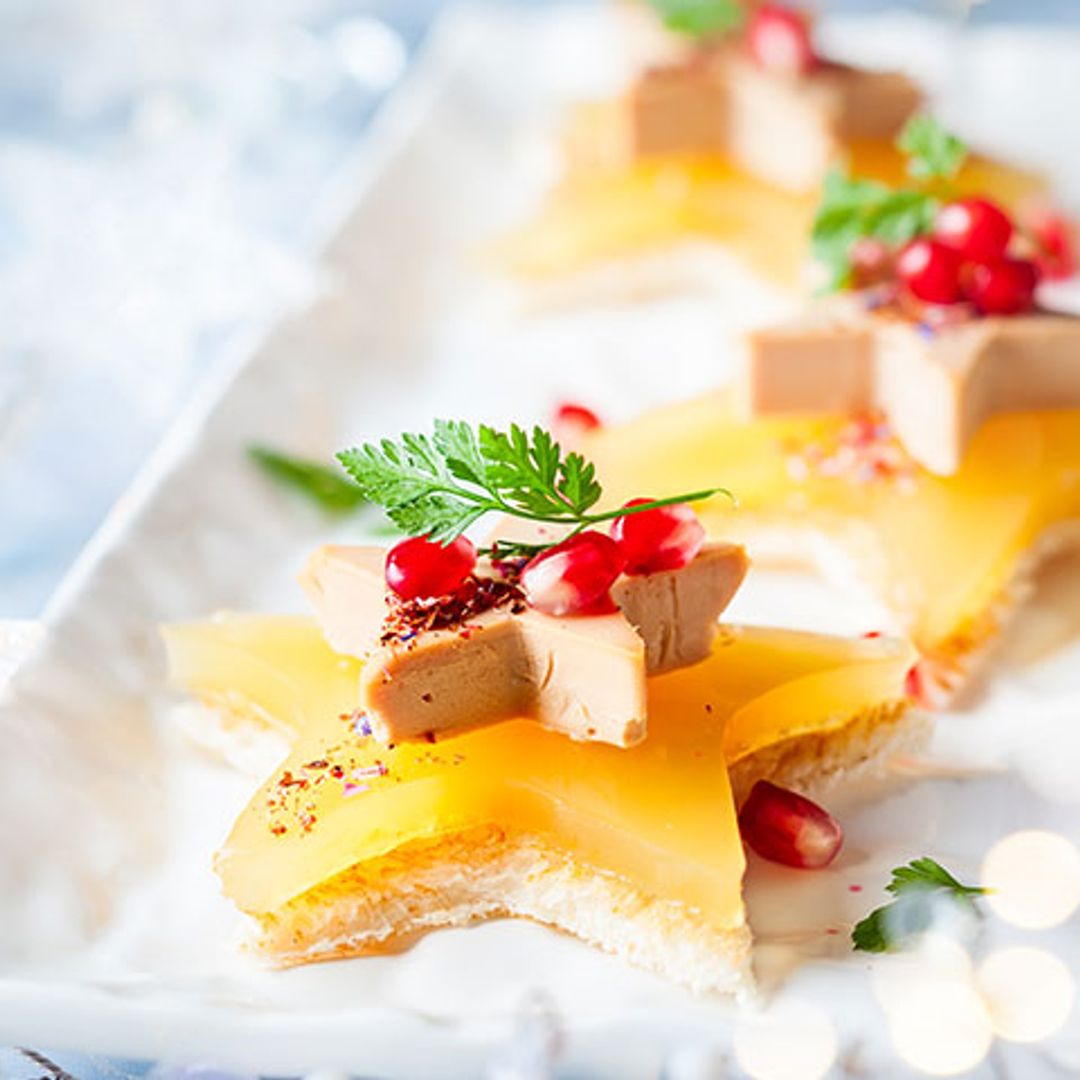 Estrellas de 'foie' con dulce de manzana y granada