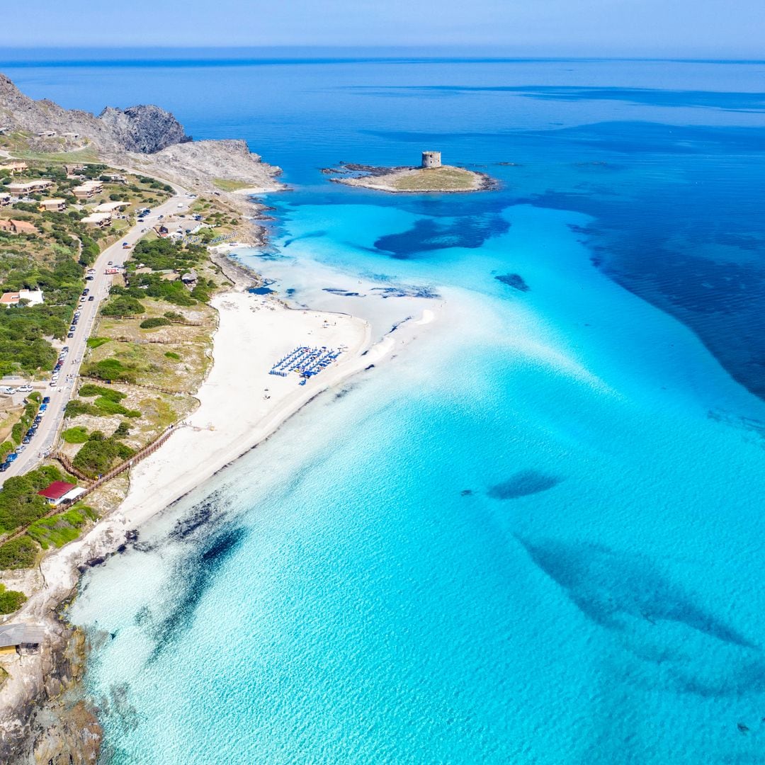 Playa de La Pelosa, Stintino, Cerceña, elegida entre las mejores de Europa en 2025