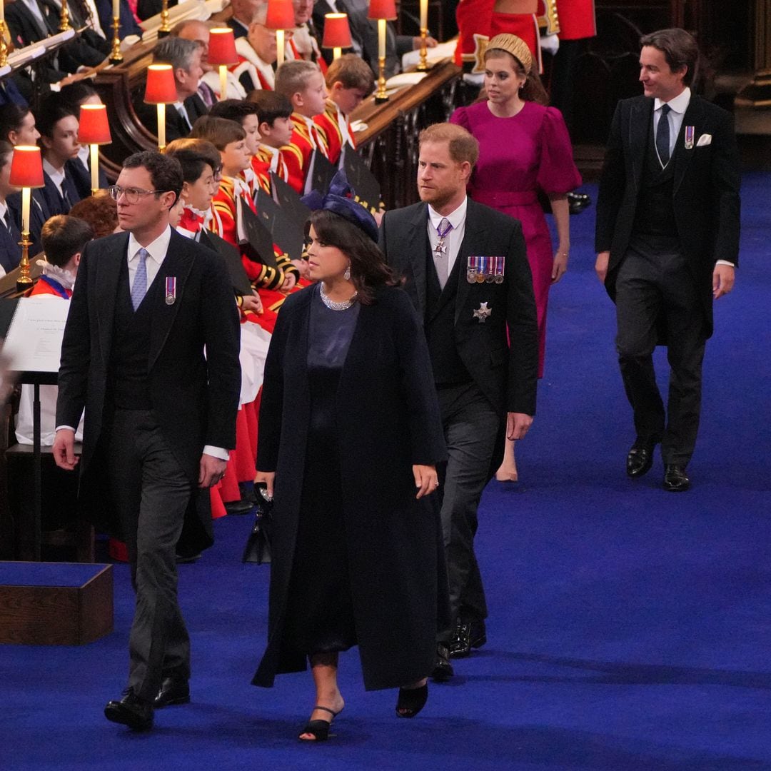 La Coronación de Carlos III fue un momento muy incómodo para el príncipe Harry, que se vio relegado en su posición, los York lo sabían, y lo trataron como a uno de los suyos