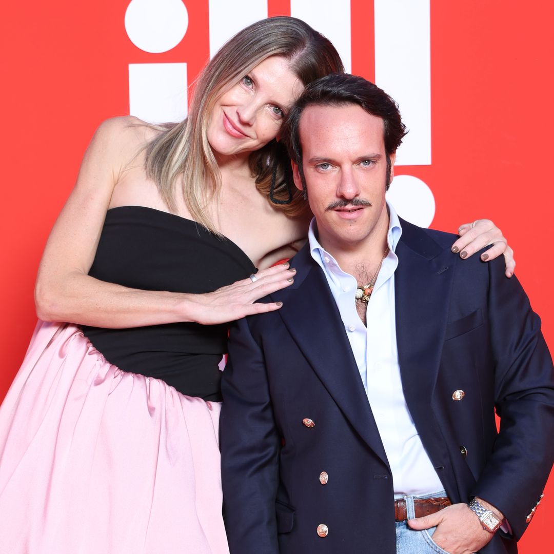 Fabio Encinar y Crys Dyaz, el encuentro inesperado entre diseñador y musa con anécdota incluida: "¡Es mi vestido!"