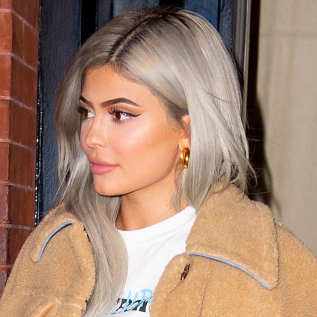 Kylie Jenner cambia de nuevo de look y recupera su color de pelo favorito